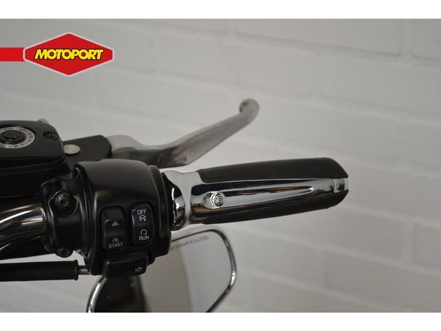harley-davidson - heritage-softail-classic-flstc