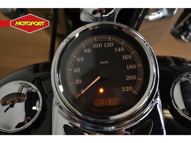 harley-davidson - heritage-softail-classic-flstc