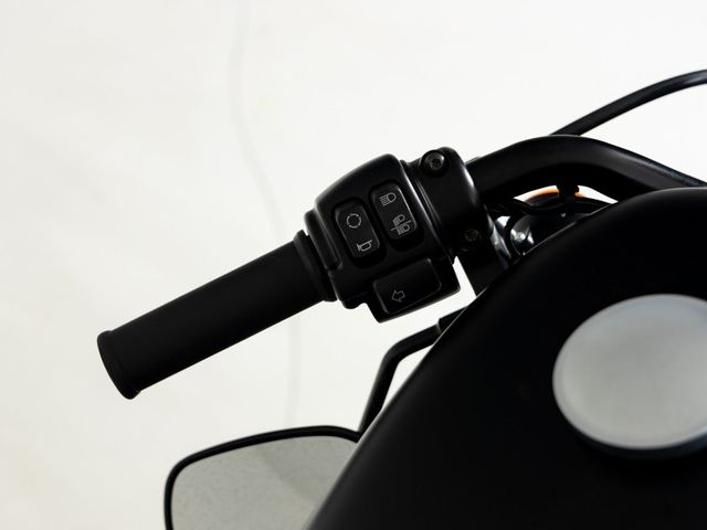 harley-davidson - iron-883