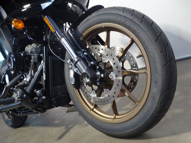 harley-davidson - low-rider-st