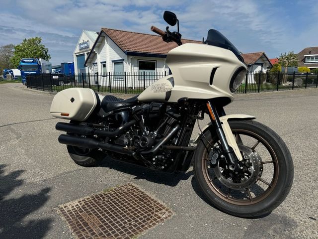 harley-davidson - low-rider-st
