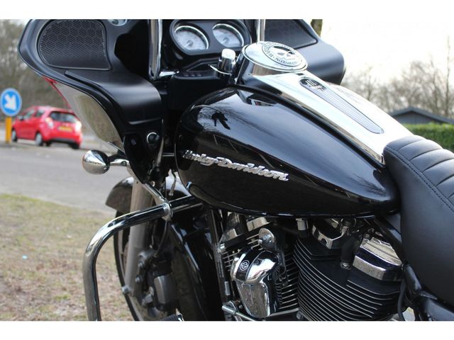 harley-davidson - road-glide-custom-fltrx
