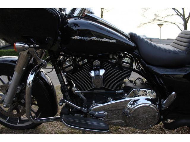 harley-davidson - road-glide-custom-fltrx