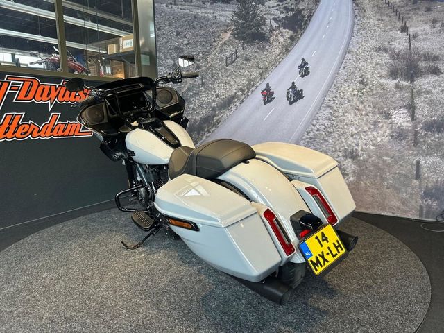 harley-davidson - road-glide-custom-fltrx