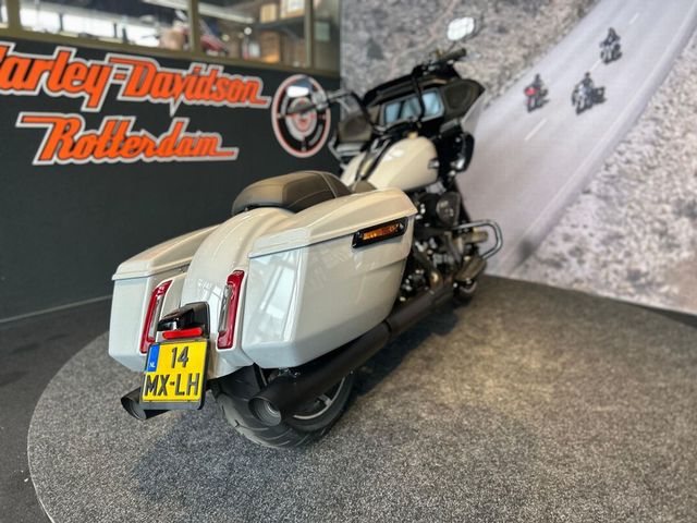 harley-davidson - road-glide-custom-fltrx