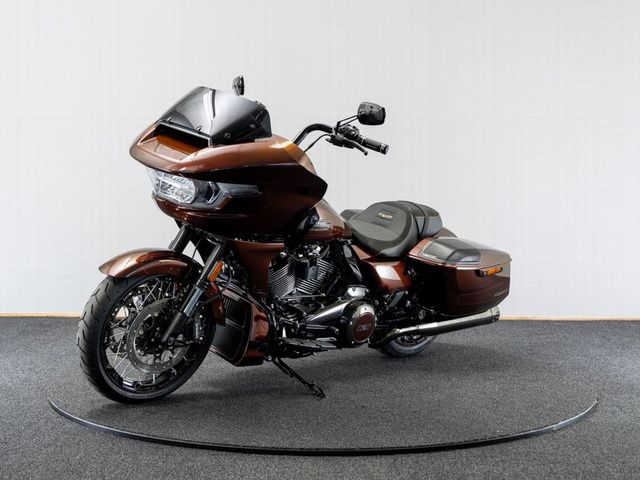 harley-davidson - road-glide-cvo-fltrxse