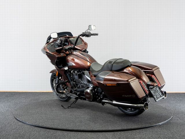 harley-davidson - road-glide-cvo-fltrxse