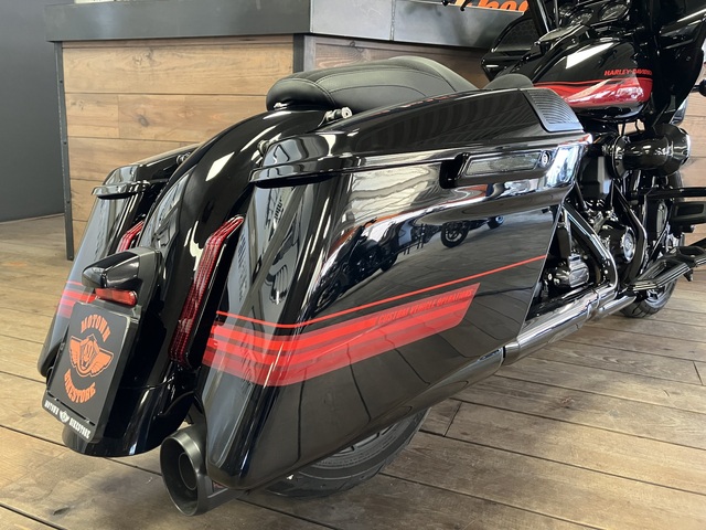 harley-davidson - road-glide-cvo-fltrxse