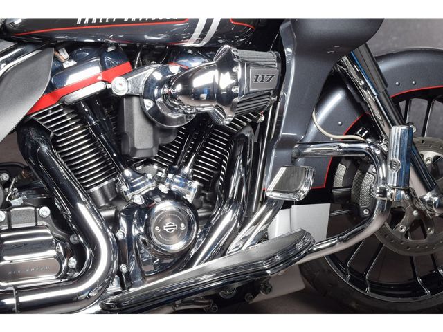 harley-davidson - road-glide-cvo-fltrxse