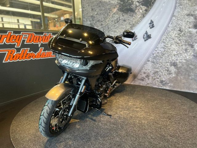 harley-davidson - road-glide-cvo-fltrxse
