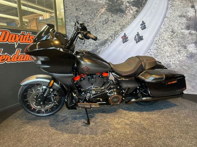 harley-davidson - road-glide-cvo-fltrxse