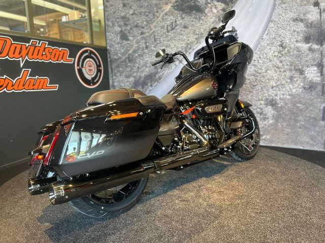 harley-davidson - road-glide-cvo-fltrxse