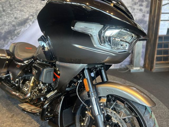 harley-davidson - road-glide-cvo-fltrxse