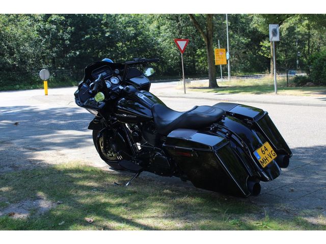 harley-davidson - road-glide-fltri