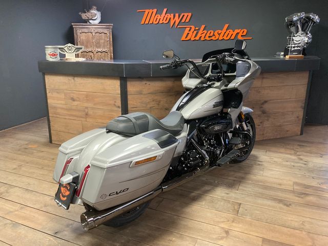 harley-davidson - road-glide-screamin-eagle-cvo-fltrxse