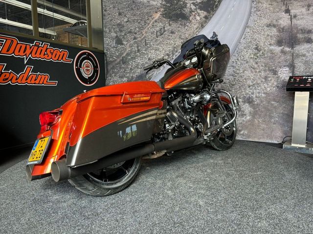 harley-davidson - road-glide-screamin-eagle-cvo-fltrxse