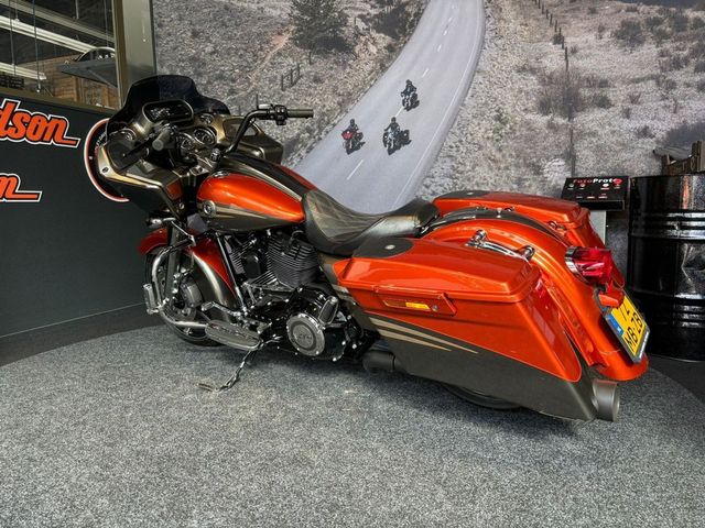 harley-davidson - road-glide-screamin-eagle-cvo-fltrxse