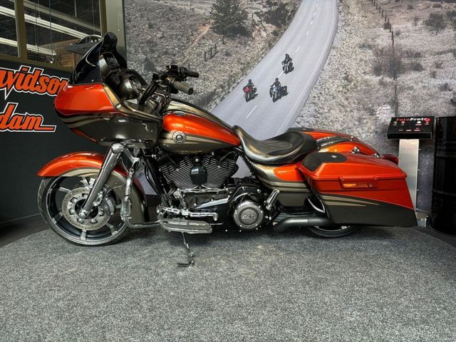 harley-davidson - road-glide-screamin-eagle-cvo-fltrxse