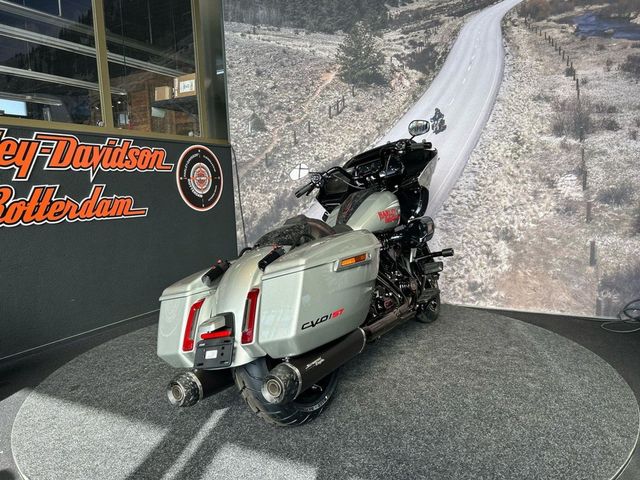 harley-davidson - road-glide-screamin-eagle-cvo-fltrxse
