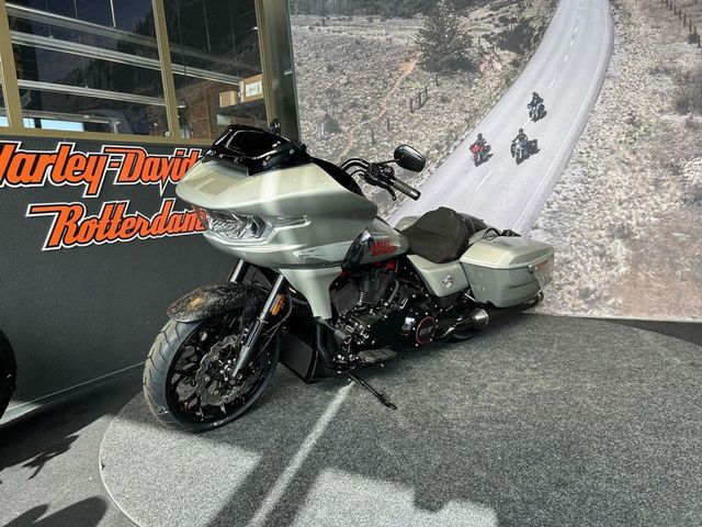 harley-davidson - road-glide-screamin-eagle-cvo-fltrxse