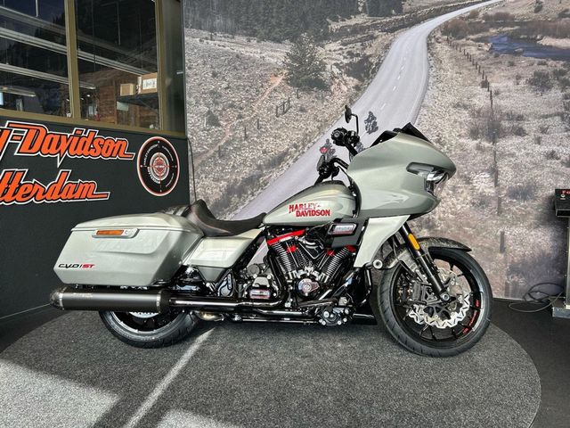 harley-davidson - road-glide-screamin-eagle-cvo-fltrxse