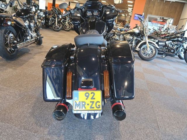 harley-davidson - road-glide-screamin-eagle-cvo-fltrxse