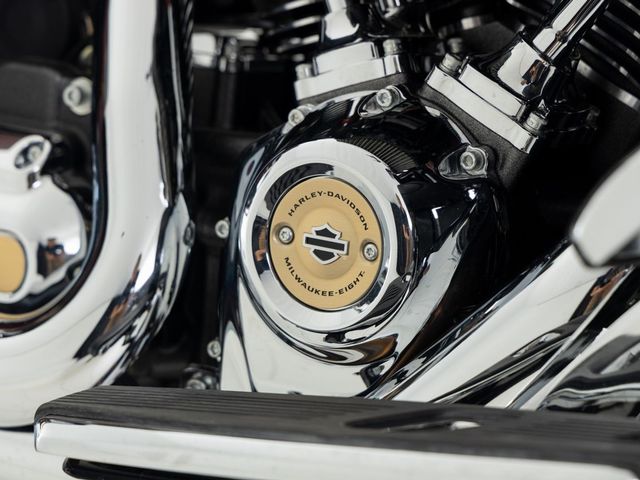 harley-davidson - road-glide-ultra-cvo