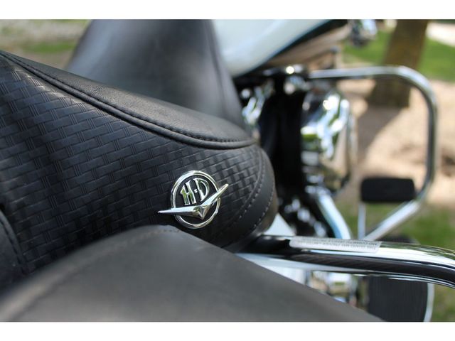 harley-davidson - road-king