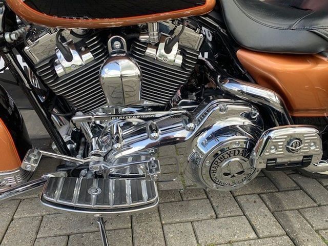 harley-davidson - road-king-classic-flhrc