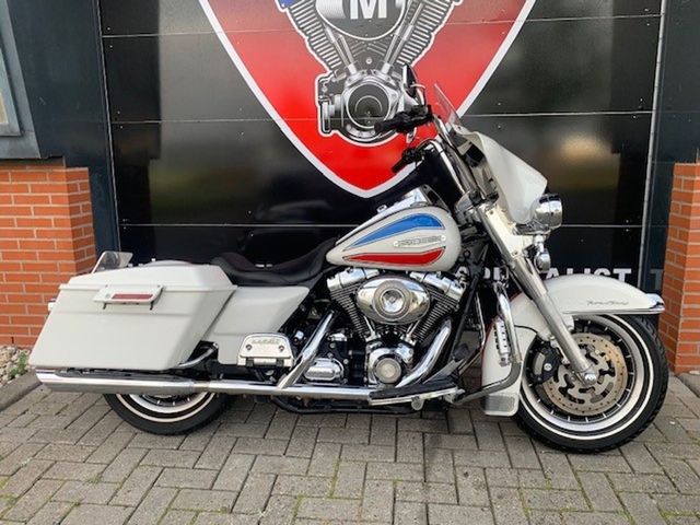 harley-davidson - road-king-classic-flhrc