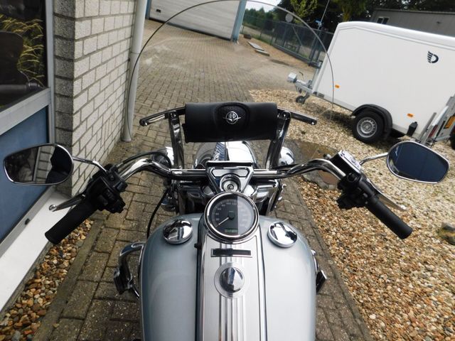 harley-davidson - road-king-classic-flhrc