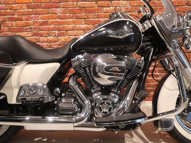 harley-davidson - road-king-classic-flhrc