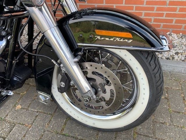 harley-davidson - road-king-classic-flhrc