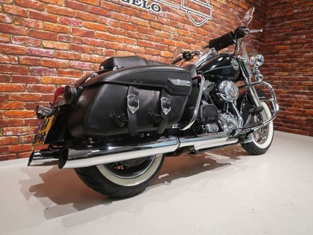 harley-davidson - road-king-classic-flhrc