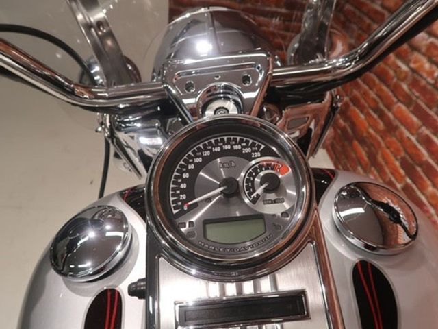 harley-davidson - road-king-classic-flhrc