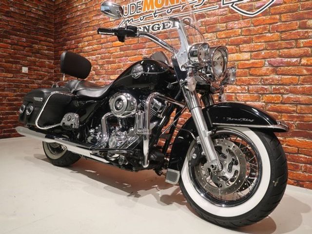 harley-davidson - road-king-classic-flhrc