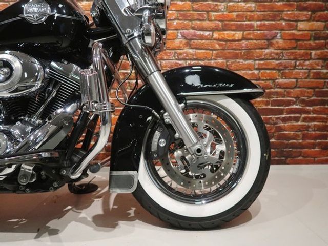 harley-davidson - road-king-classic-flhrc