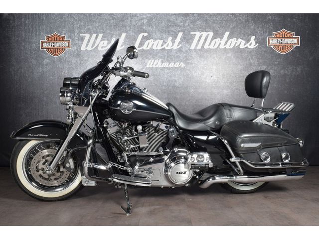 harley-davidson - road-king-classic-flhrc