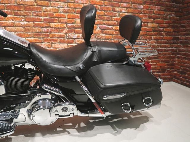 harley-davidson - road-king-classic-flhrc