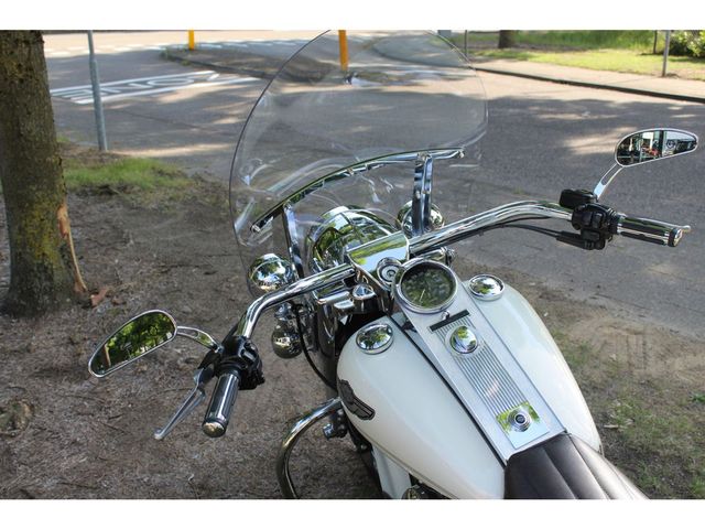 harley-davidson - road-king-classic-flhrc