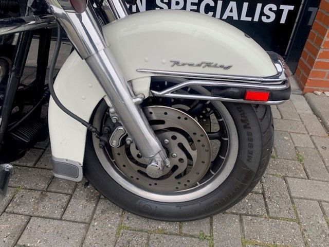 harley-davidson - road-king-classic-flhrc