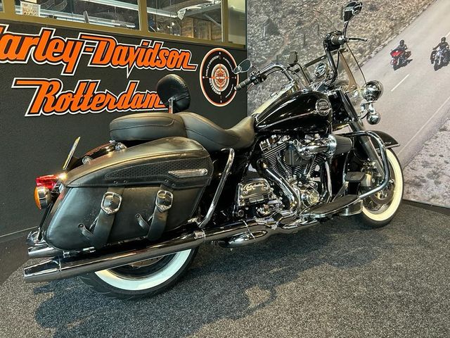 harley-davidson - road-king-classic-flhrci