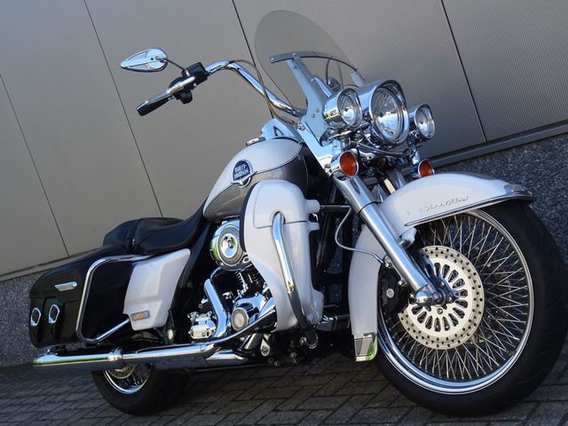 harley-davidson - road-king-classic-flhrci