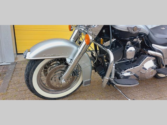 harley-davidson - road-king-classic-flhrci