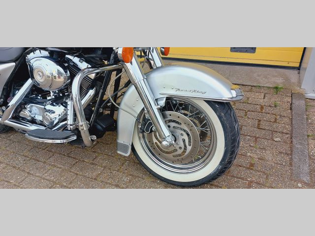 harley-davidson - road-king-classic-flhrci