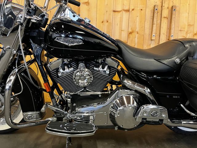 harley-davidson - road-king-classic-flhrci