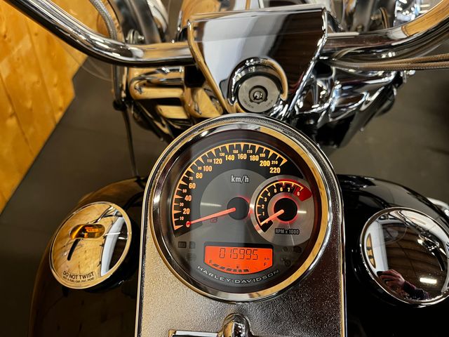 harley-davidson - road-king-classic-flhrci
