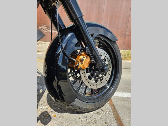 harley-davidson - road-king-custom-flhrsi