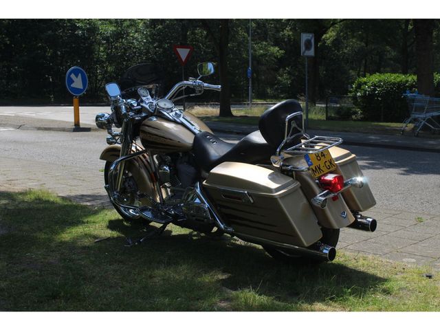 harley-davidson - road-king-cvo-flhr