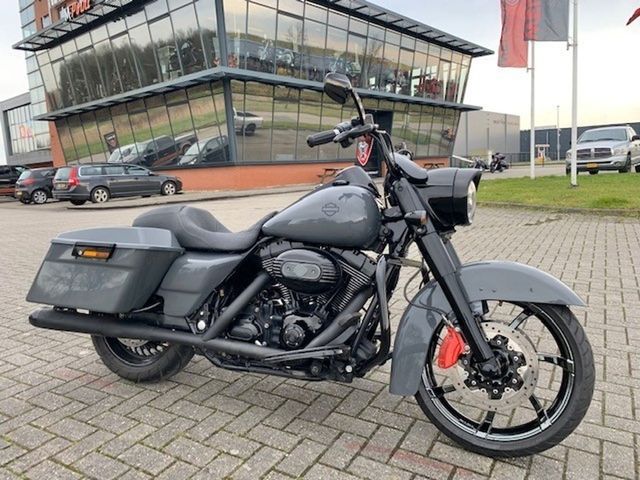 harley-davidson - road-king-flhr